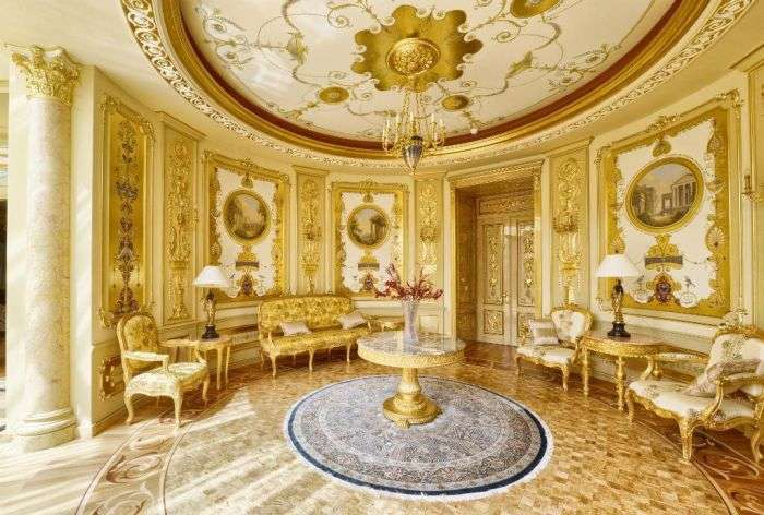 На Рубльовці продають палац за 100 мільйонів доларів (24 фото)