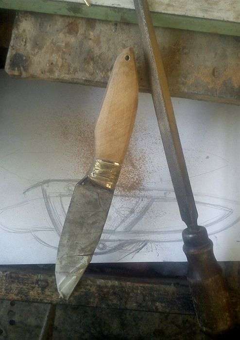 Фотозвіт про створення унікальних ножів маорі (41 фото)