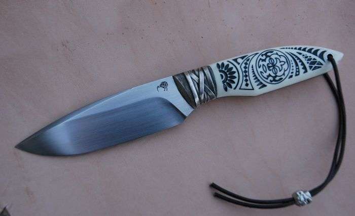 Фотозвіт про створення унікальних ножів маорі (41 фото)