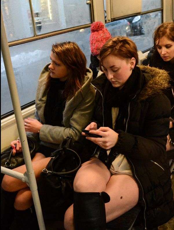Shameless пасажири або як проходить акція The No Pants Subway Ride (40 фото)