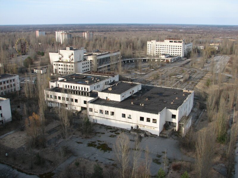 Чернобыльская АЭС, город Припять и зона отчуждения. Как это было 11 лет назад путеествия, путешествие и отдых