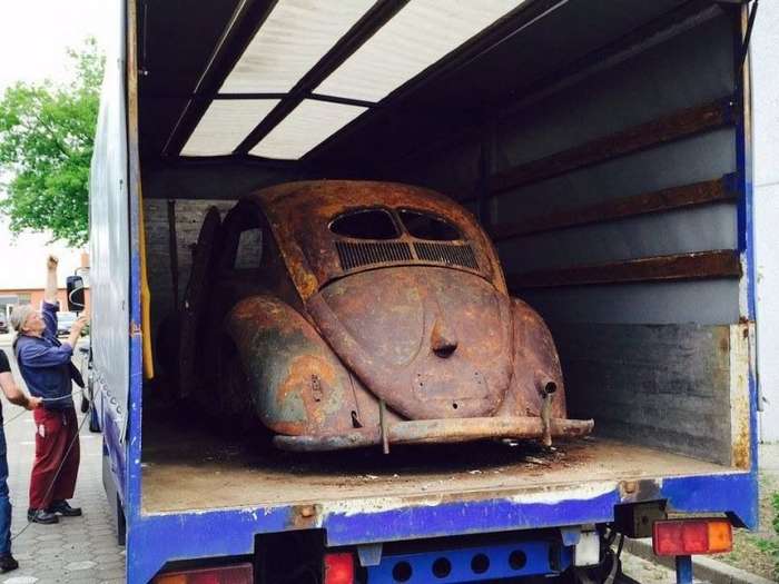 Самый старый в мире Volkswagen Beetle полностью сгорел, но был восстановлен   авто