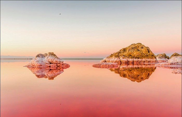 Великолепие крымского «гнилого моря», пейзажи которого так похожи на марсианские: 25 фотографий озера Сиваш 