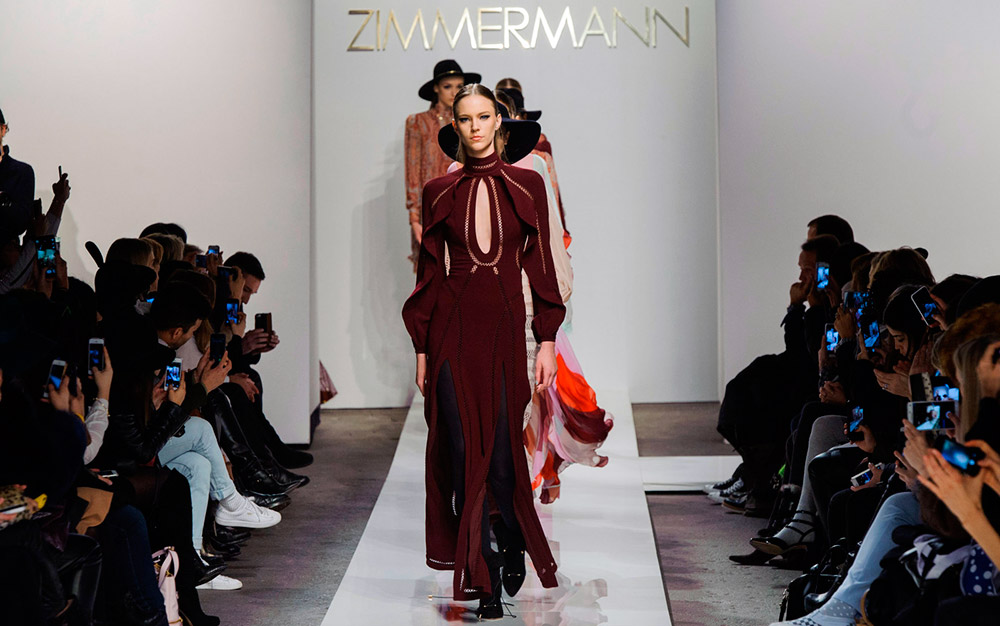 Женская модная одежда от Zimmermann и история бренда лучшее